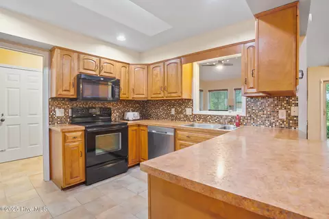 Kitchen - 197 Erfie Dr N, Pinebluff, NC 28373 photo 3 of 4