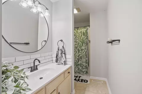 Bath - 197 Erfie Dr N, Pinebluff, NC 28373 photo 1 of 3