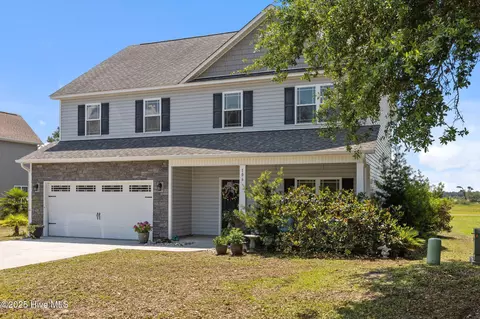 106 Percy Padgett Ct, Holly Ridge, NC 28445