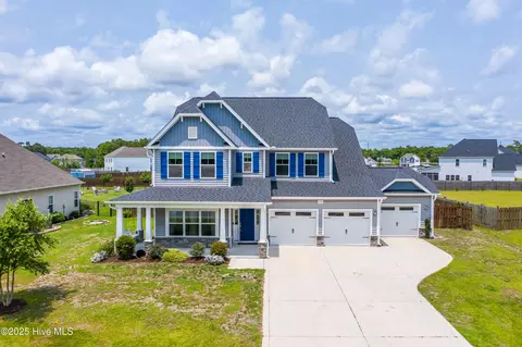 557 Saratoga Rd, Sneads Ferry, NC 28460