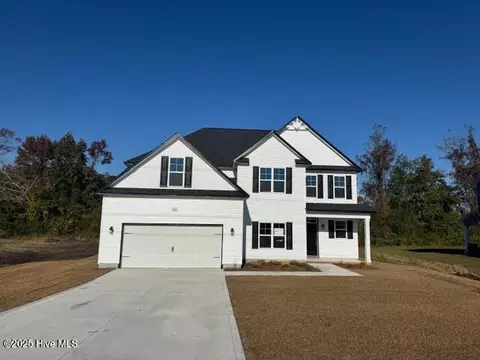 122 Woodford Dr, Jacksonville, NC 28540