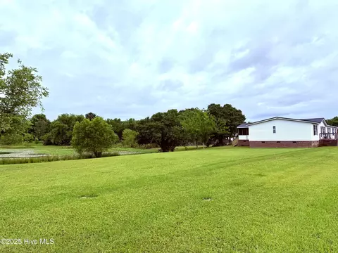 3682 Titan Roberts Rd, Erwin, NC 28339 photo 2