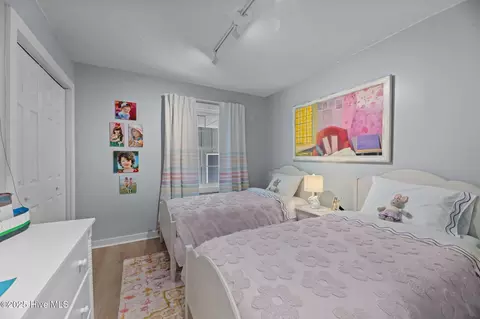 Bedroom - 5715 Sloop Ct, New Bern, NC 28560 photo 3 of 4