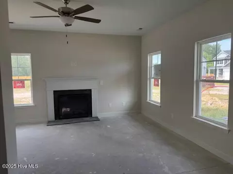413 Windermere Rd, Hubert, NC 28539 photo 3
