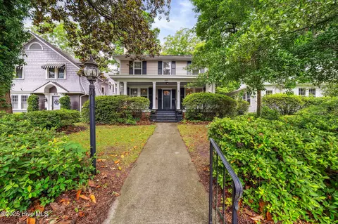 217 N 18th St, Wilmington, NC 28405