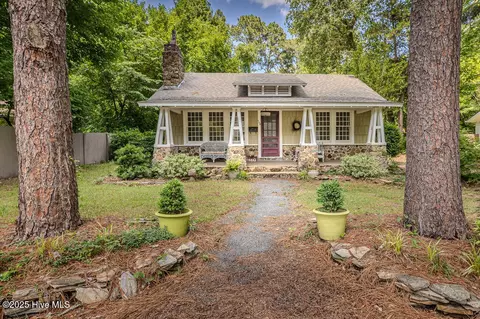 108 Rush St, Aberdeen, NC 28315