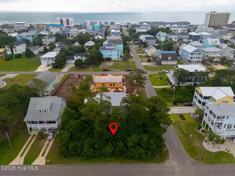 1221 Mackerel Ln, Carolina Beach, NC 28428
