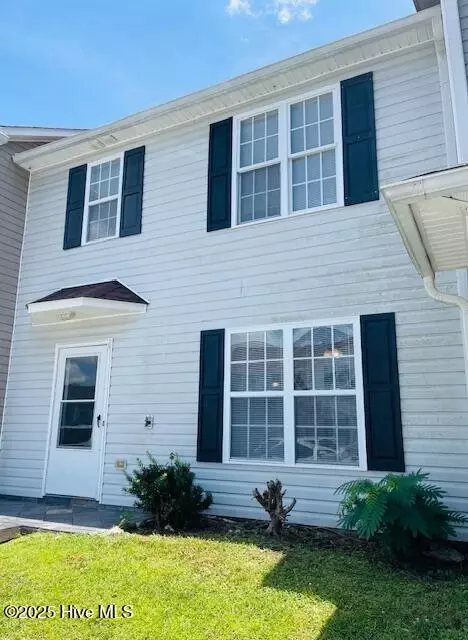 305 Comanche Trl, Havelock, NC 28532