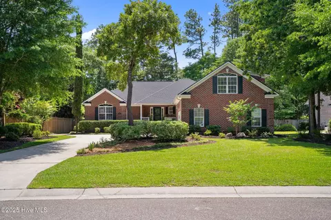 5752 Gardenia Ln, Wilmington, NC 28409