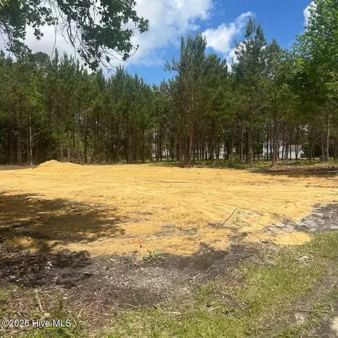 159 King Rd, Jacksonville, NC 28540