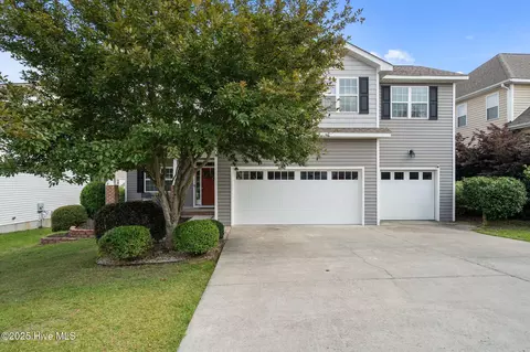 118 High Tower Ln, Aberdeen, NC 28315