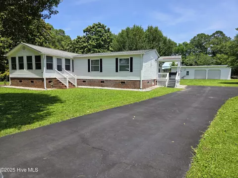 131 Goose Creek Loop Rd, Newport, NC 28570