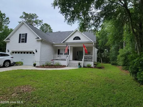 105 Sand Lot Curv, Cedar Point, NC 28584