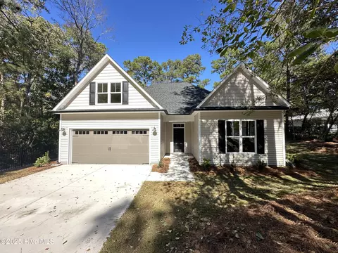 3188 Oak Dr SW, Shallotte, NC 28470