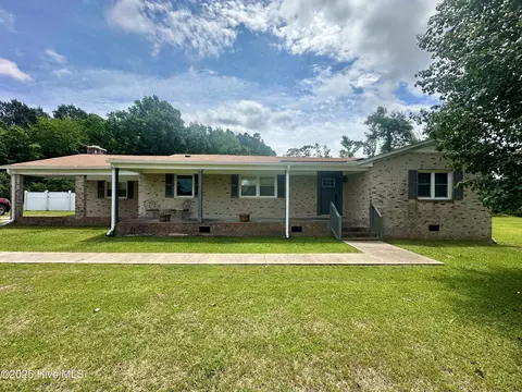 123 Hill Ferry Rd, Como, NC 27818