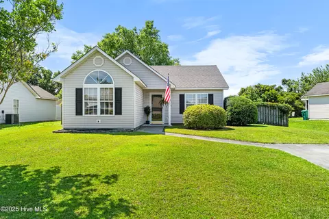 2418 Bradfield Ct, Wilmington, NC 28411