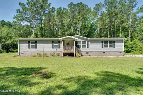 110 Liberty Rd, Watha, NC 28478
