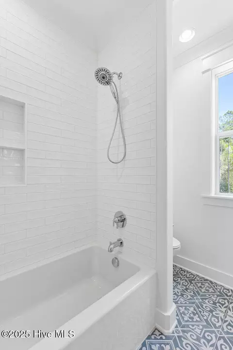 Bath - 3404 Eagle Crest Dr SW, Supply, NC 28462 photo 6 of 12