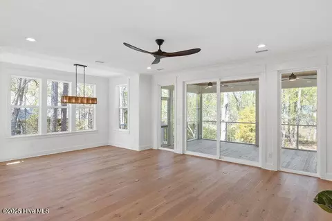 Living - 3404 Eagle Crest Dr SW, Supply, NC 28462 photo 3 of 7