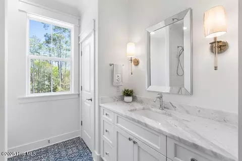 Bath - 3404 Eagle Crest Dr SW, Supply, NC 28462 photo 5 of 12