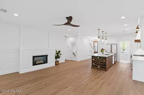Living - 3404 Eagle Crest Dr SW, Supply, NC 28462 photo 1 of 7