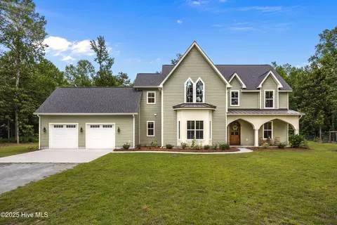 1009 Michael Dr, New Bern, NC 28560