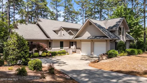 26 Cumberland Dr, Pinehurst, NC 28374