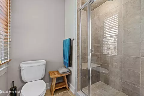 Bath - 26 Cumberland Dr, Pinehurst, NC 28374 photo 7 of 10