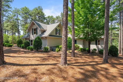 Exterior - 26 Cumberland Dr, Pinehurst, NC 28374 photo 16 of 18