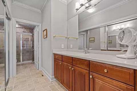 Bath - 26 Cumberland Dr, Pinehurst, NC 28374 photo 8 of 10