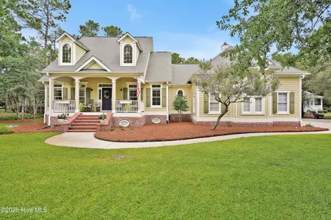 618 Edmonston Dr SW, Supply, NC 28462