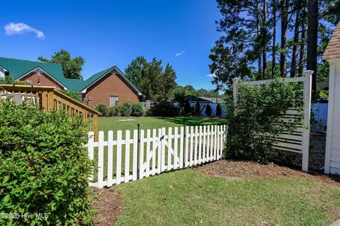 Exterior - 528 E 6th St, Washington, NC 27889 photo 2 of 12