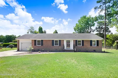 2305 Hardee Rd, Kinston, NC 28504