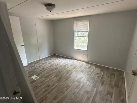 8820 Johns Mill Rd, Maxton, NC 28364 photo 3
