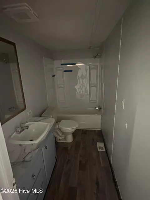 8820 Johns Mill Rd, Maxton, NC 28364 photo 4