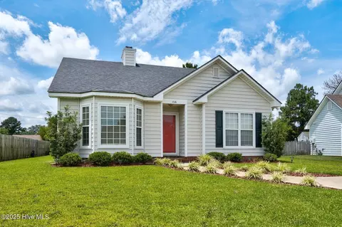 1516 Greys Mill Rd, Rocky Mount, NC 27804