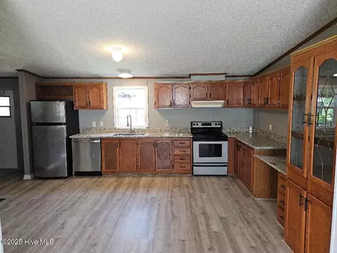 686 Casey Rd, Kinston, NC 28504 photo 11