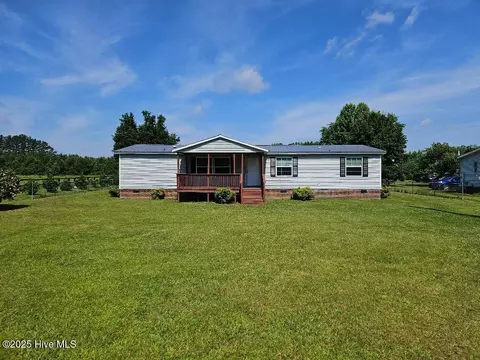 686 Casey Rd, Kinston, NC 28504 photo 3