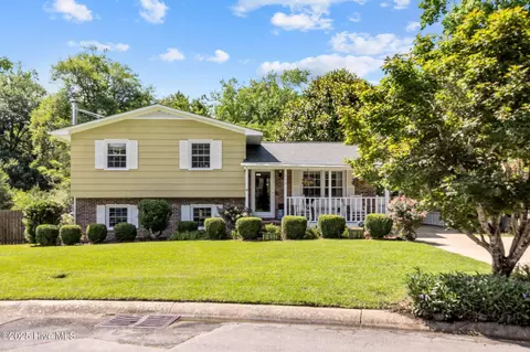232 Diane Dr, Jacksonville, NC 28540
