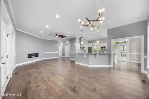 Living - 376 Red Fox Run Dr, Wallace, NC 28466 photo 3 of 4