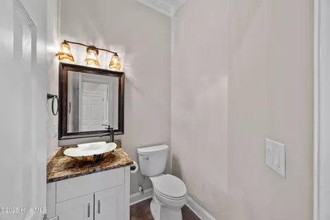 Bath - 376 Red Fox Run Dr, Wallace, NC 28466 photo 1 of 9