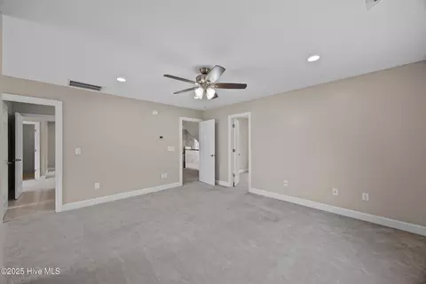Bedroom - 376 Red Fox Run Dr, Wallace, NC 28466 photo 7 of 7