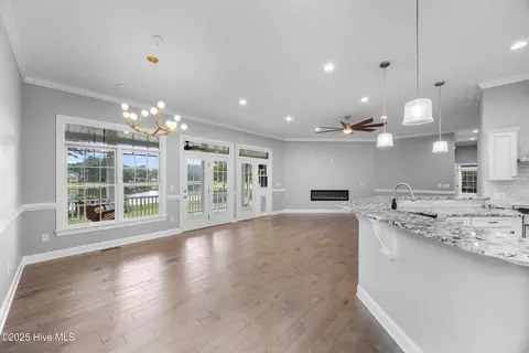 Living - 376 Red Fox Run Dr, Wallace, NC 28466 photo 2 of 4
