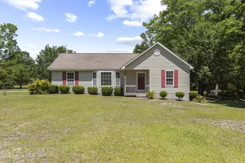 177 Maready Rd, Jacksonville, NC 28546