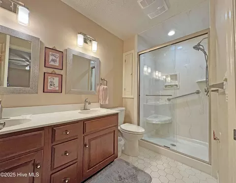 Bath - 35 Turner Rd, Pinehurst, NC 28374 photo 1 of 2