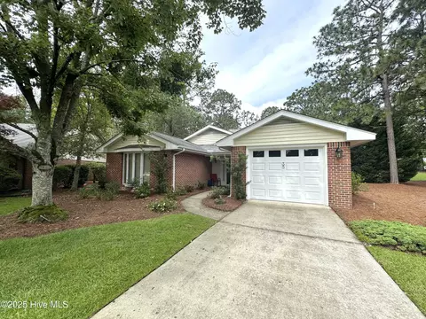 35 Turner Rd, Pinehurst, NC 28374