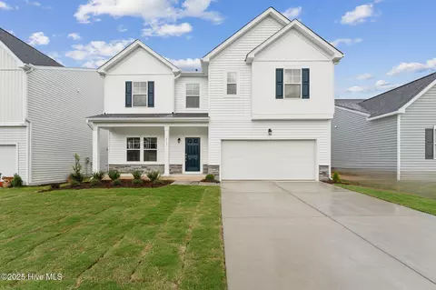 294 Enfield Dr, Carthage, NC 28327