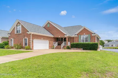 512 Shell Dr, Kure Beach, NC 28449