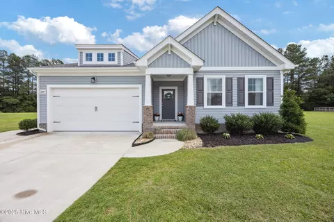 124 Golf Club Dr, Elizabeth City, NC 27909