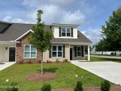 1901 Fox Creek Way #1, Greenville, NC 27858